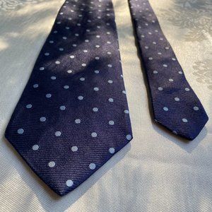 Brooks Brothers polka dot pattern tie 100% silk